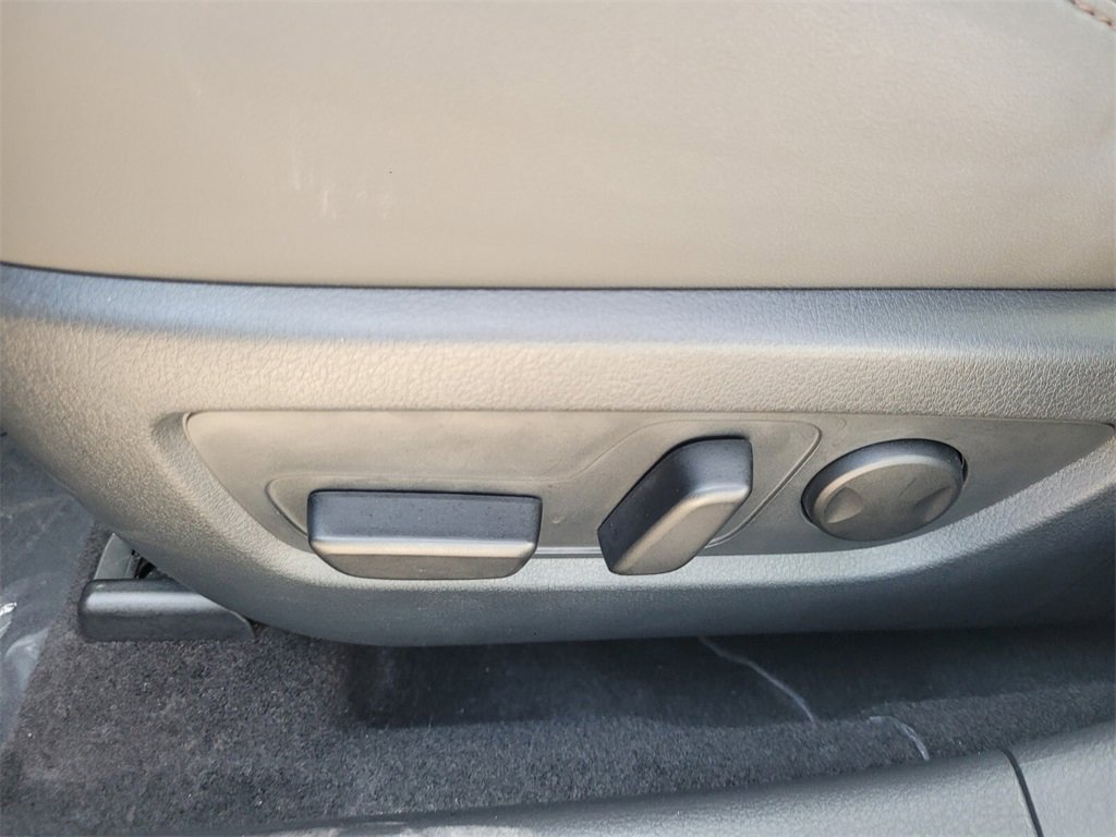 Certified 2025 MAZDA CX-30 AWD 2.5 S w/ Premium Package image 13