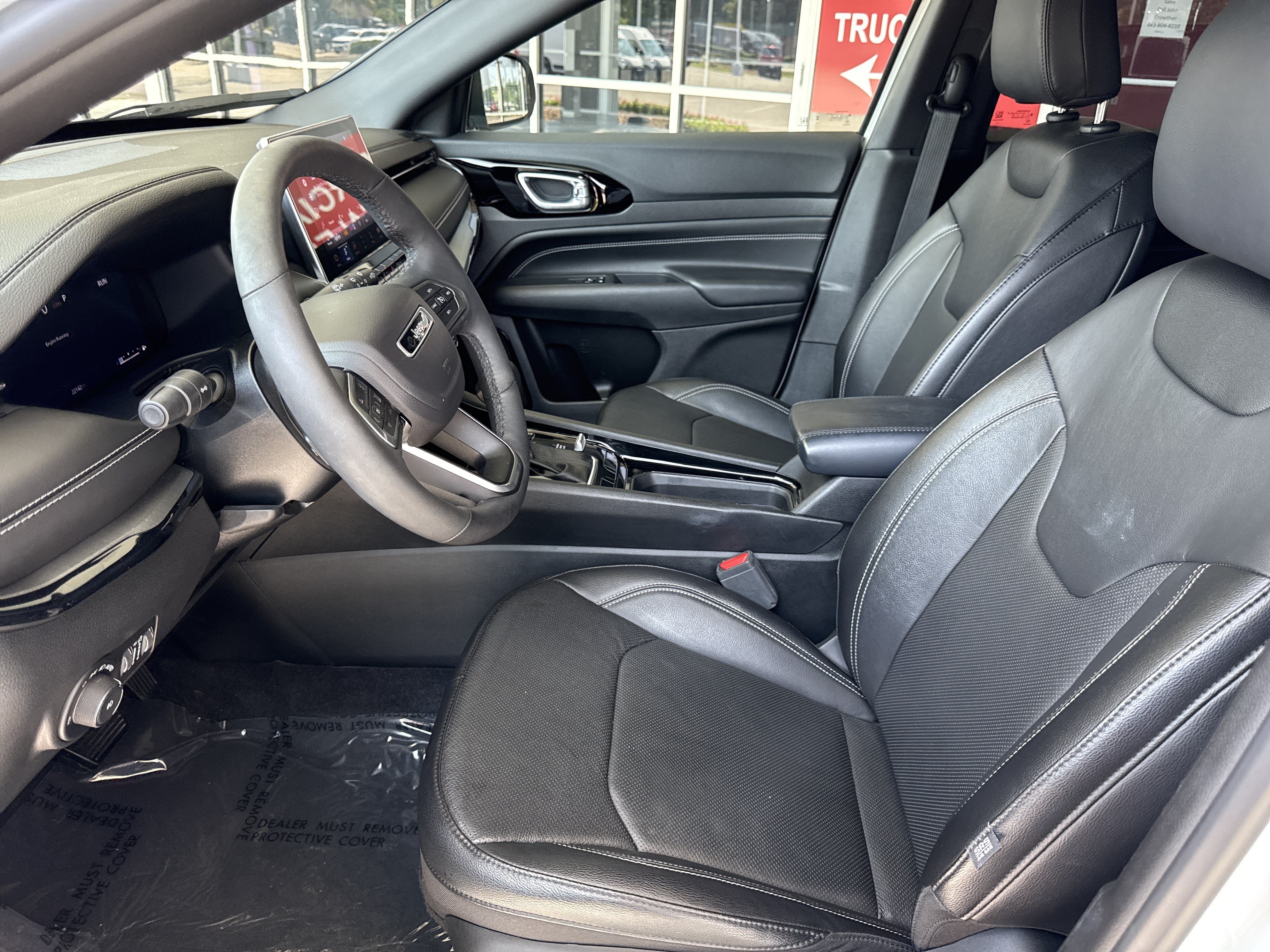 Used 2024 Jeep Compass Limited w/ High Altitude Package AWD/4WD image 15