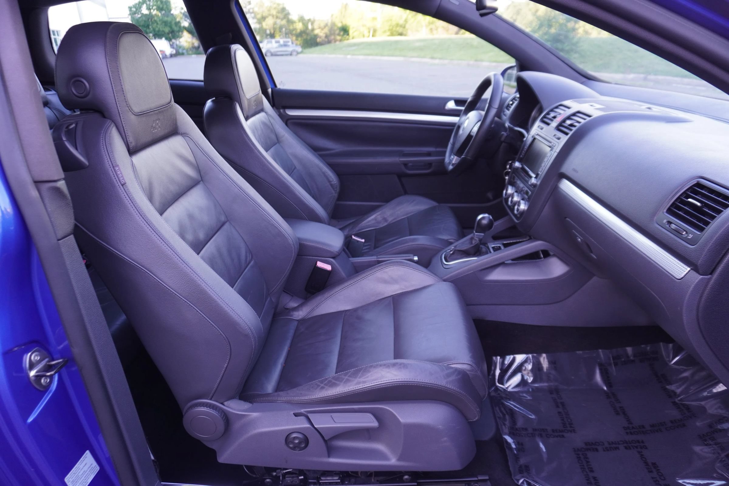 Used 2008 Volkswagen R32 AWD/4WD image 10
