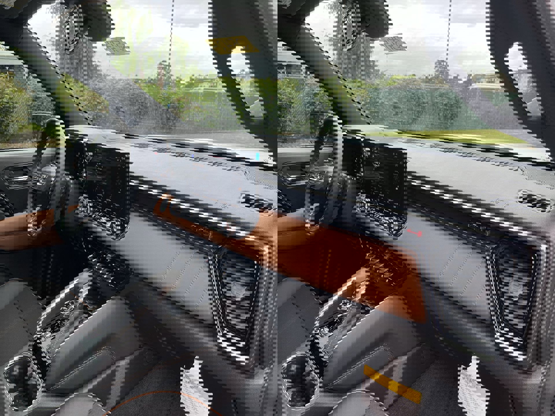 New 2025 GMC Canyon AT4 w/ Nightfall Edition image 61