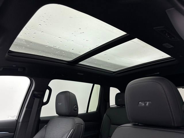 New 2026 Buick Enclave Sport Touring w/ Power Package image 4