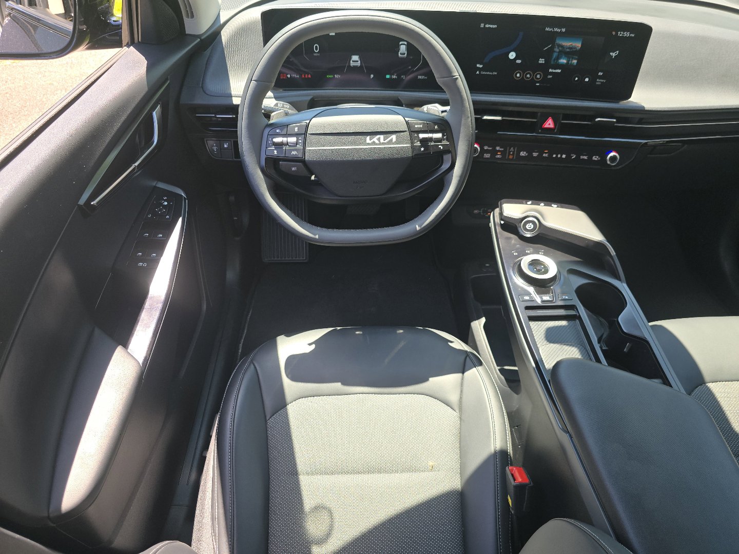 Used 2025 Kia EV6 Light w/ Light LR Technology Package AWD/4WD image 24