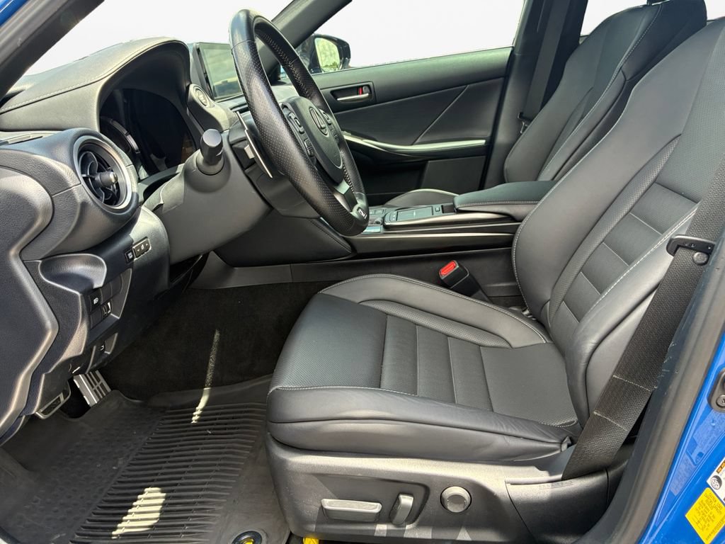 Used 2022 Lexus IS 350 F Sport w/ Navigation Package RWD image 19