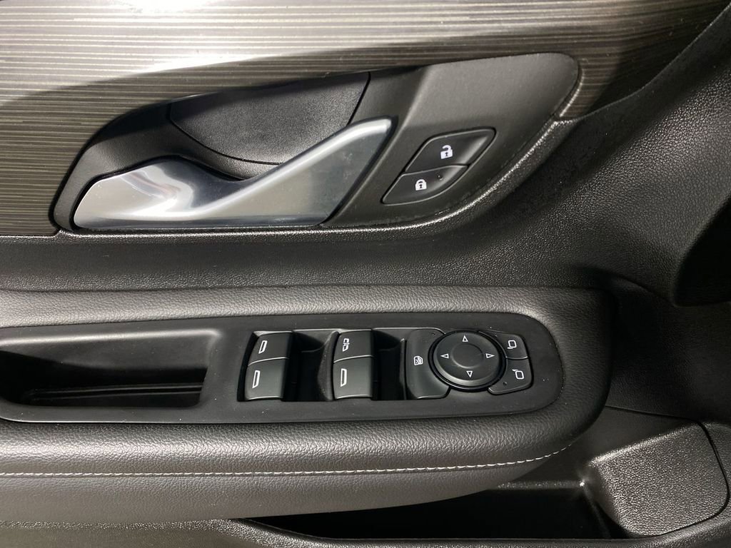 Certified 2023 GMC Terrain SLE w/ Driver Convenience Package image 13