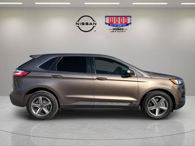 Used 2019 Ford Edge SEL w/ Equipment Group 201A image 2