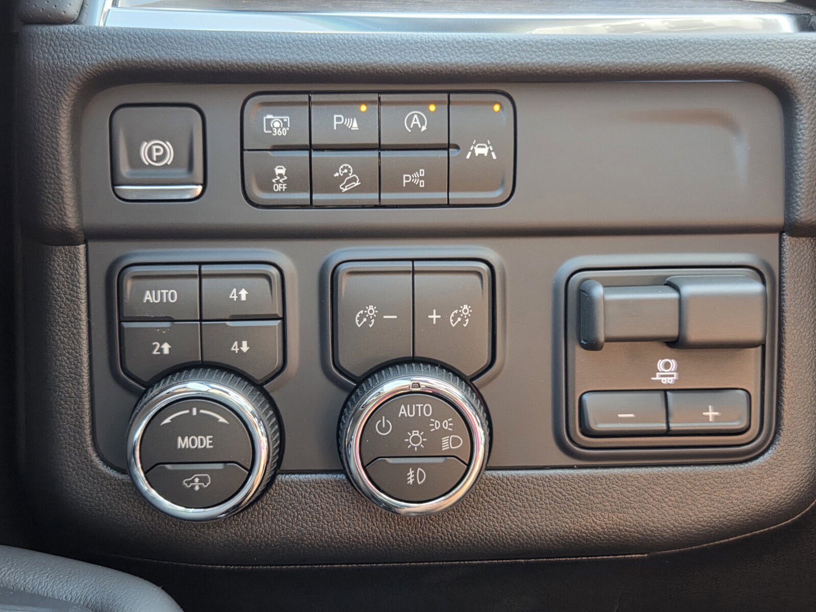 New 2026 Chevrolet Tahoe High Country image 13