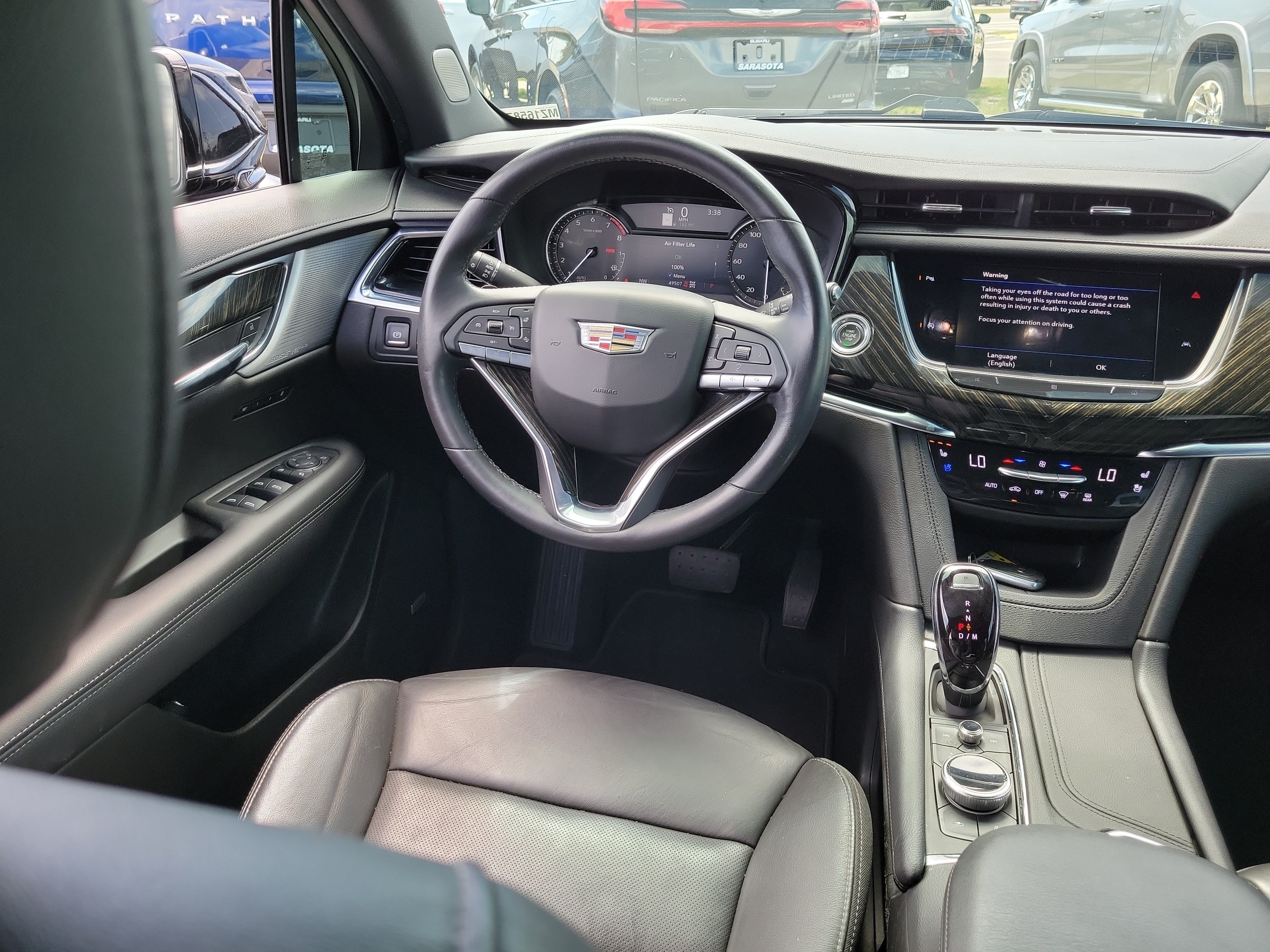 Used 2021 Cadillac XT6 Premium Luxury AWD/4WD image 17