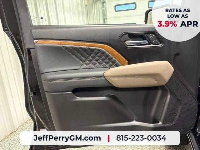 New 2026 GMC Canyon Denali AWD/4WD image 8