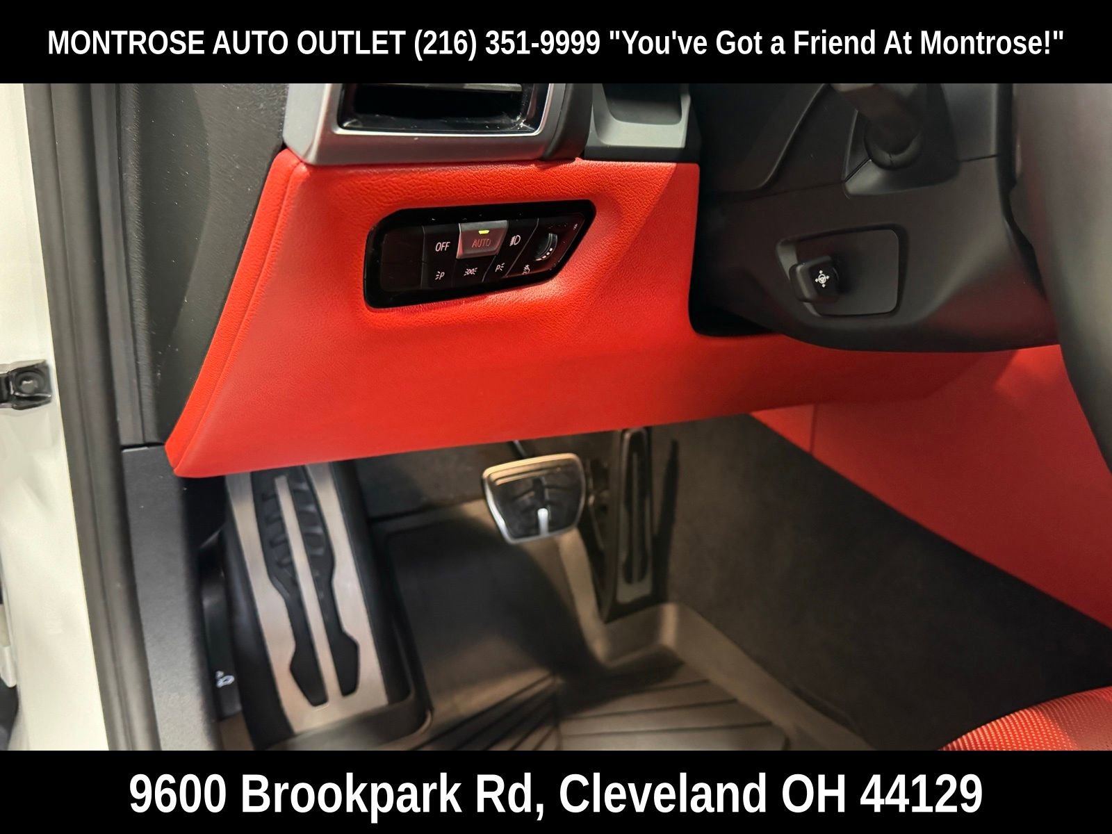 Used 2019 BMW M850i xDrive Convertible w/ M Carbon Exterior Package AWD/4WD image 17