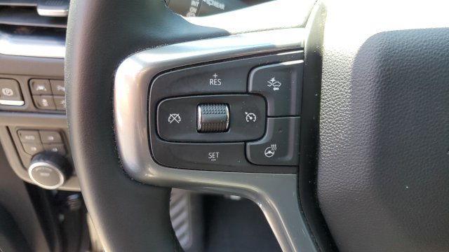 Used 2023 Chevrolet Tahoe Z71 w/ Luxury Package AWD/4WD image 10