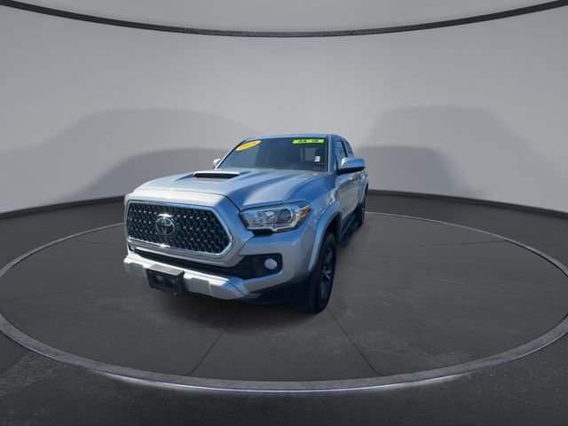 Used 2019 Toyota Tacoma TRD Sport w/ TRD Premium Sport Package image 6