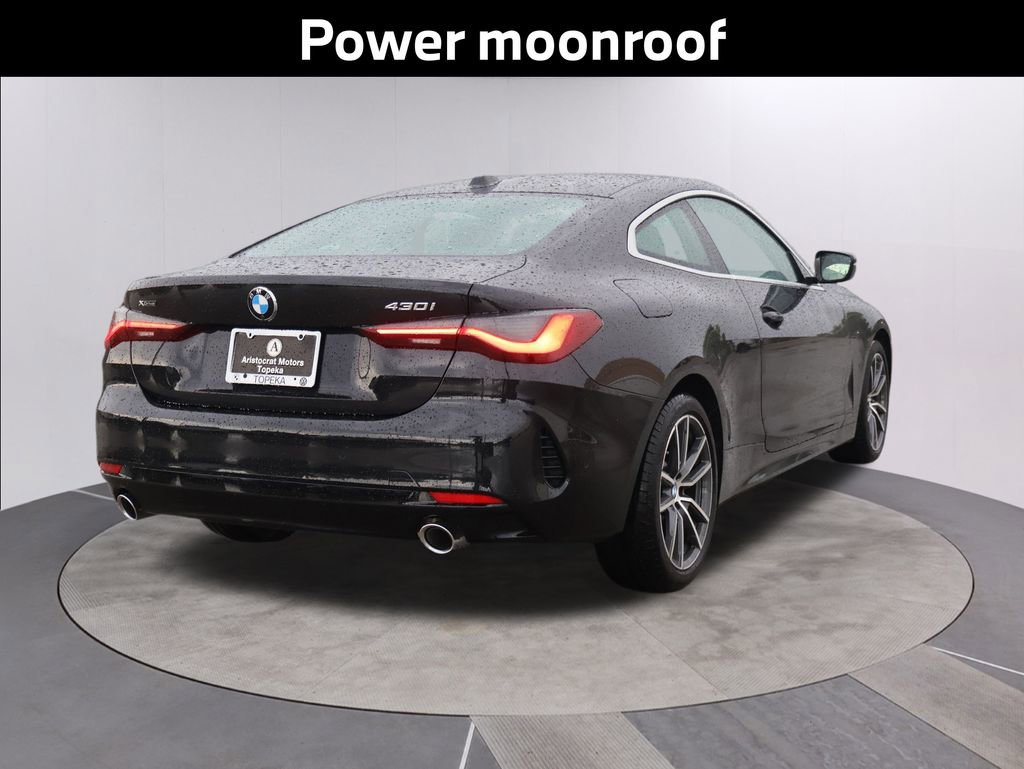 Used 2024 BMW 430i xDrive Coupe w/ Premium Package image 8