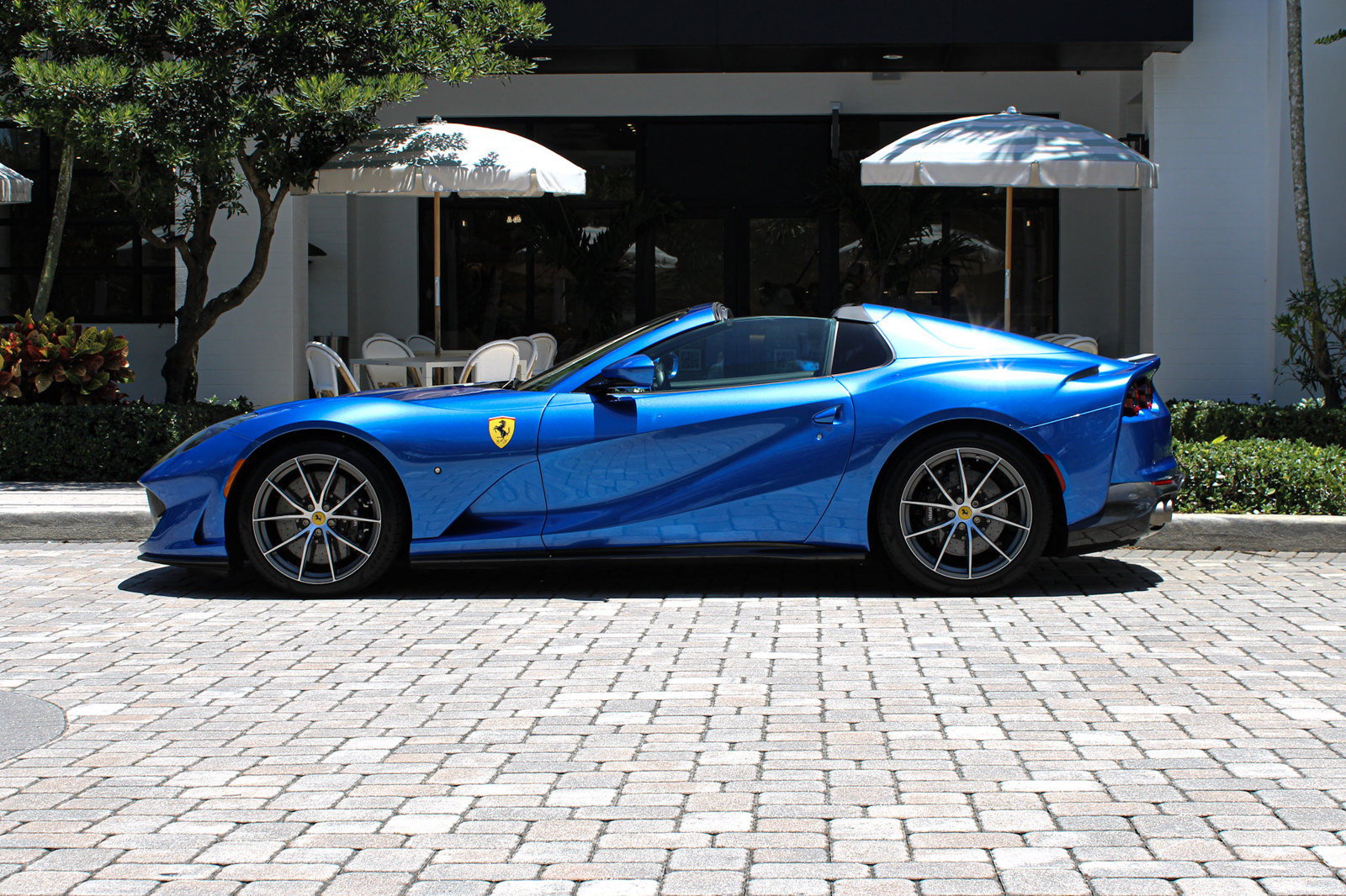 Certified 2022 Ferrari 812 GTS RWD image 4