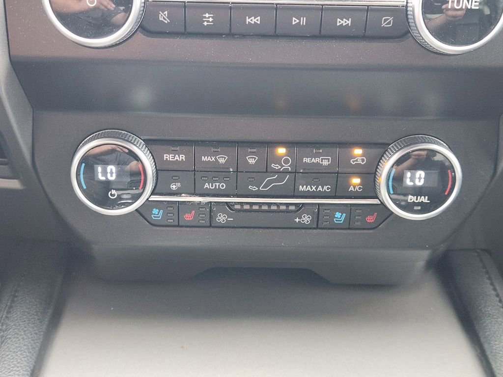 Certified 2021 Ford Expedition Max XLT image 18