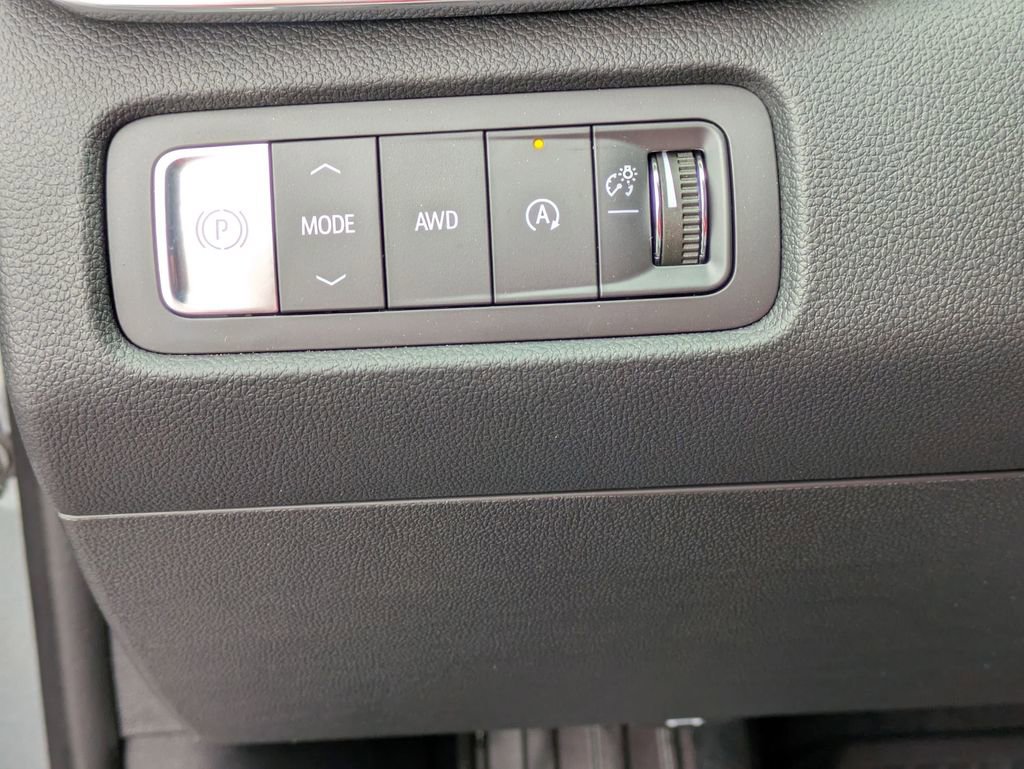 New 2025 GMC Acadia Elevation w/ Elevation Premium Package AWD/4WD image 23