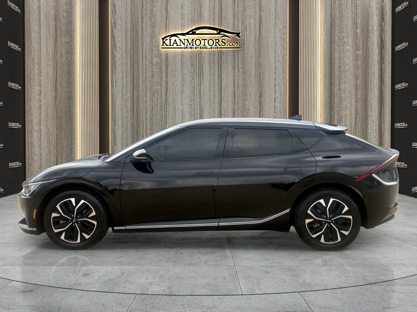 Used 2022 Kia EV6 Wind image 4