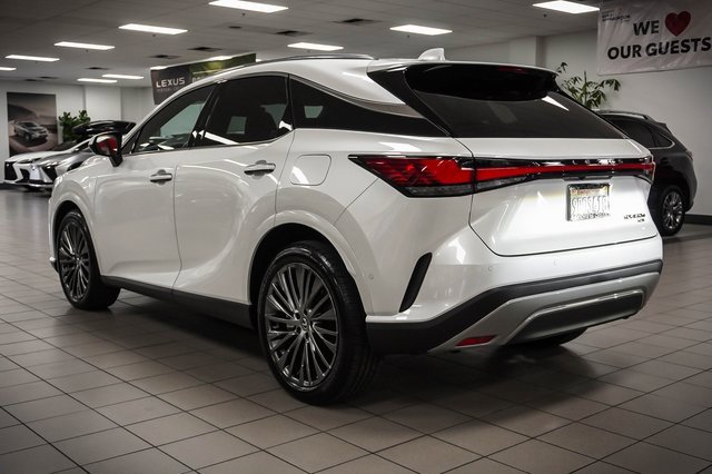 Certified 2024 Lexus RX 450h AWD w/ Luxury Package image 8