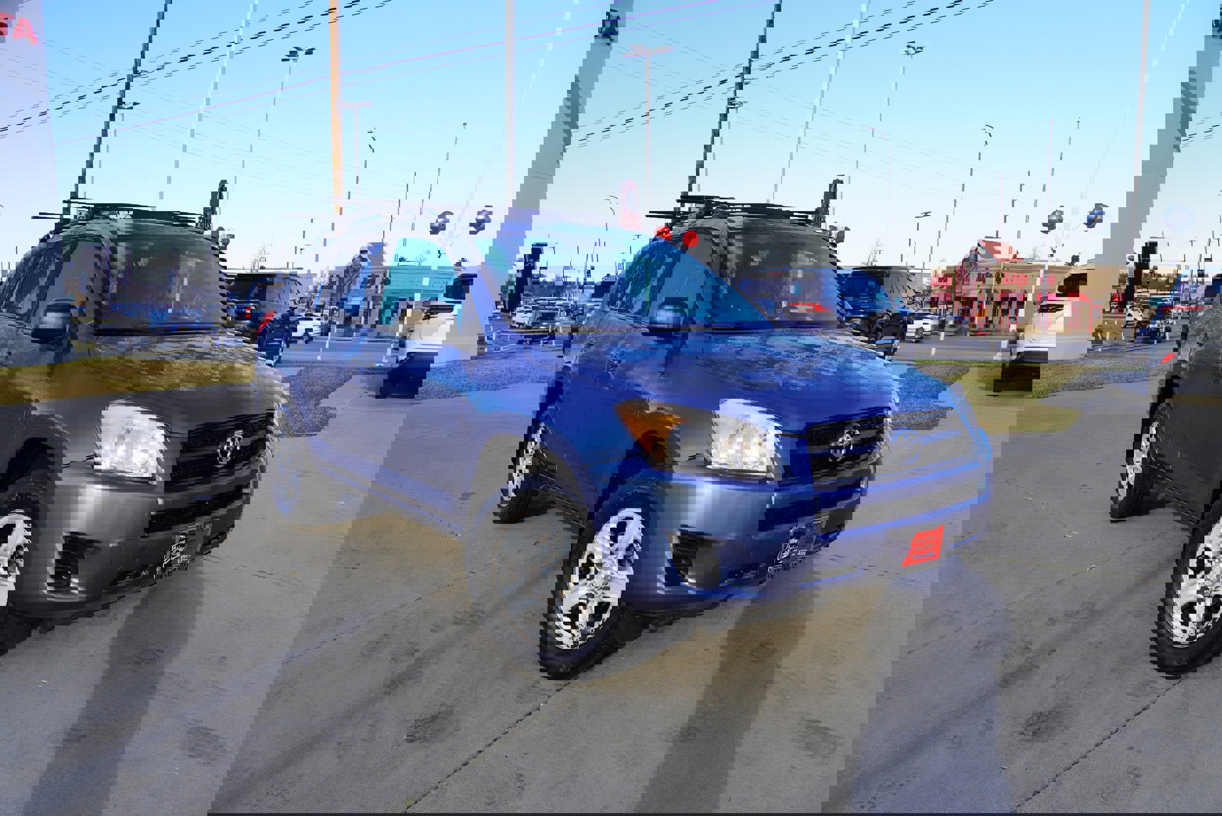 Used 2012 Toyota RAV4 4WD image 2