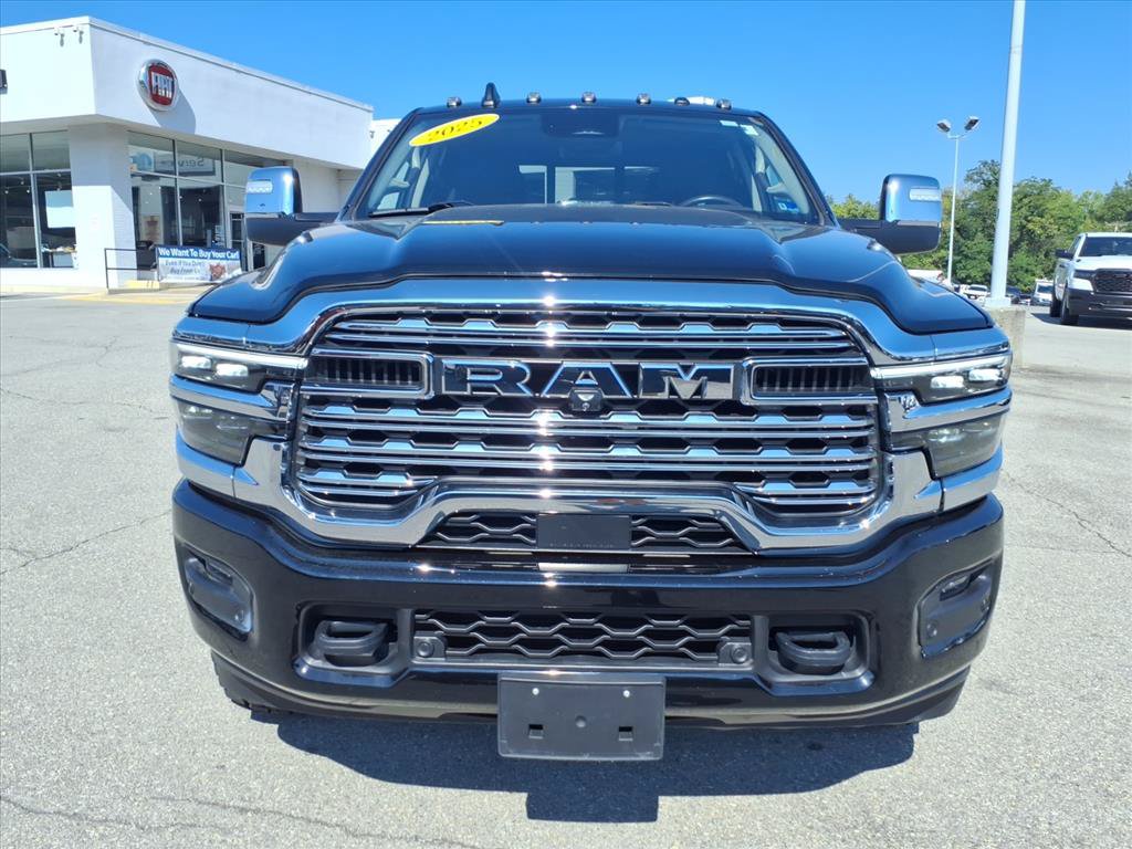 Used 2025 RAM 3500 Longhorn AWD/4WD image 9