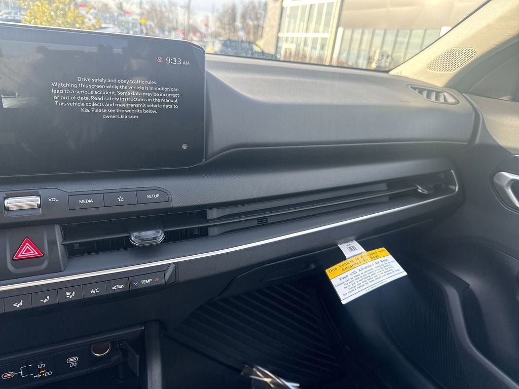 New 2026 Kia K4 LXS FWD image 10