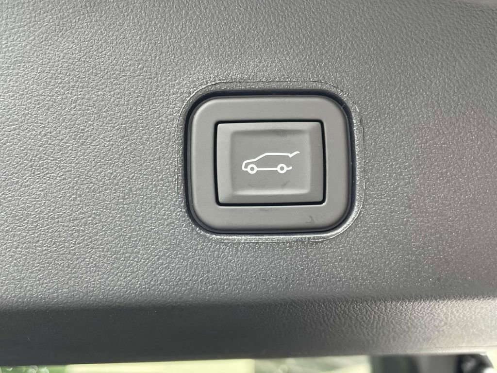 New 2025 Cadillac Lyriq Sport image 12