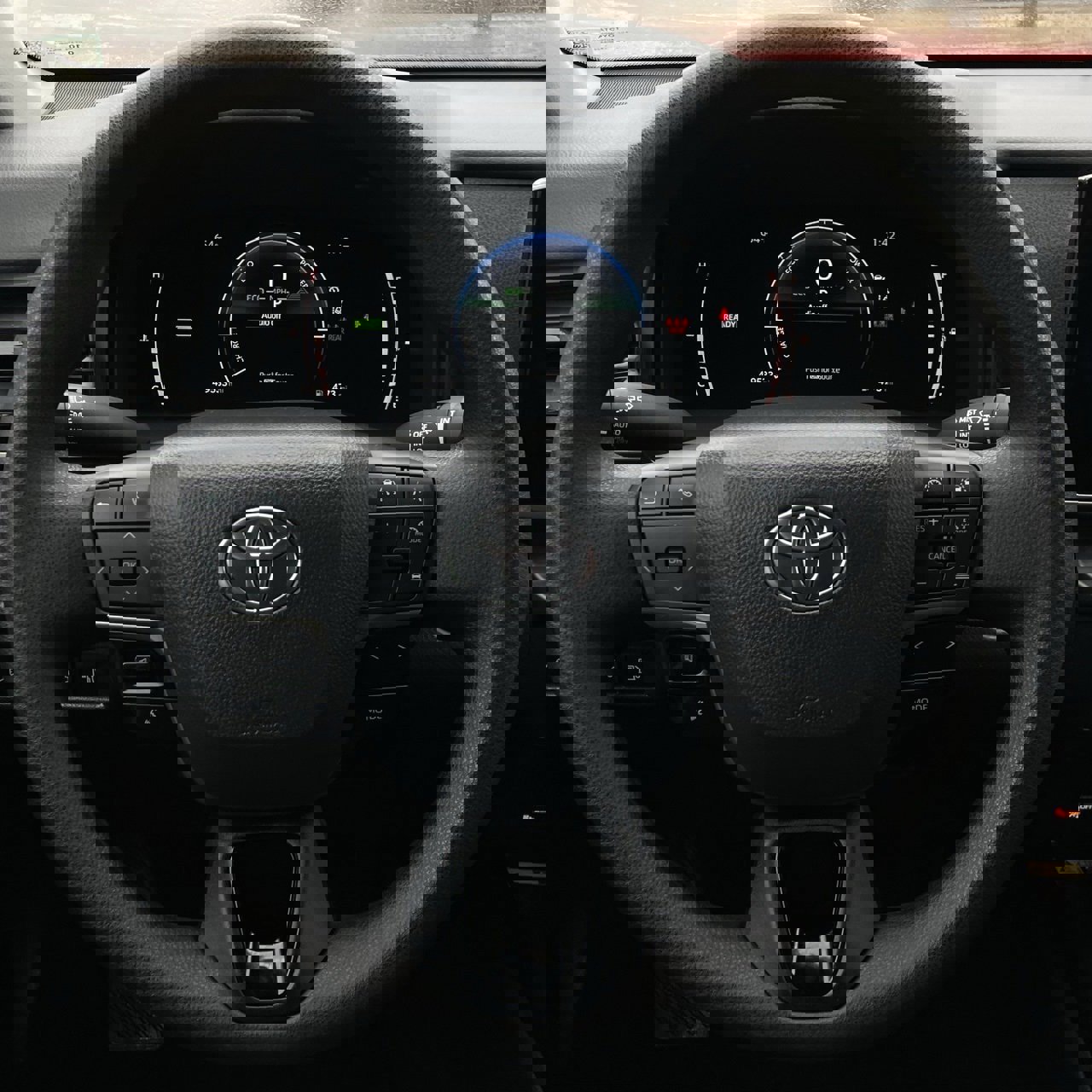 Used 2025 Toyota Camry LE image 12