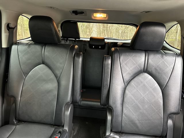 Certified 2025 Toyota Highlander Platinum AWD/4WD image 27