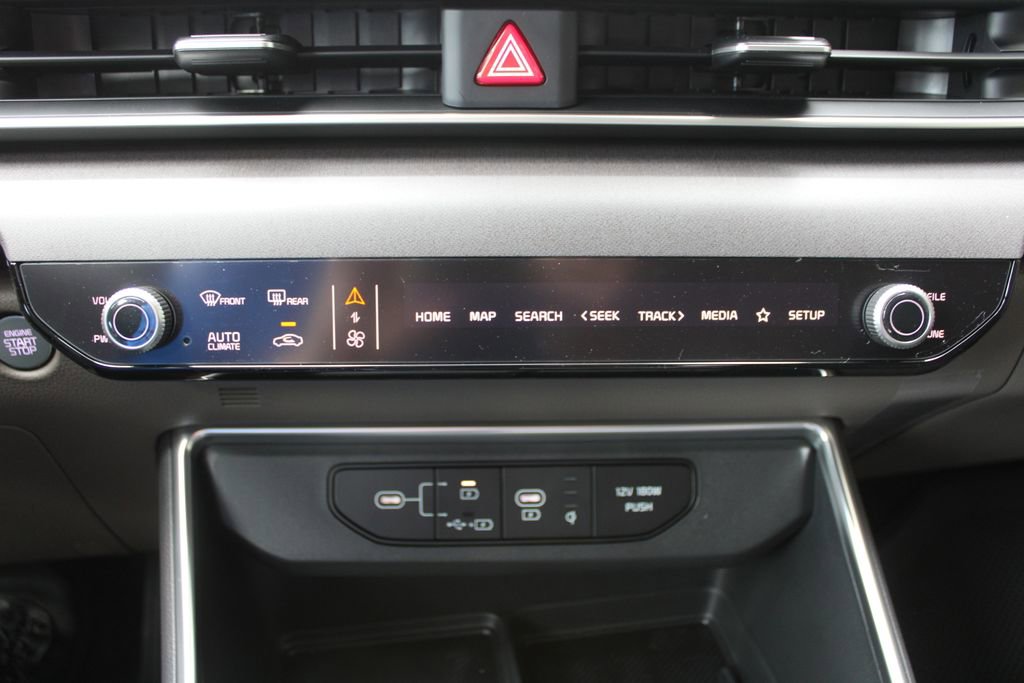 New 2026 Kia Carnival EX FWD image 47