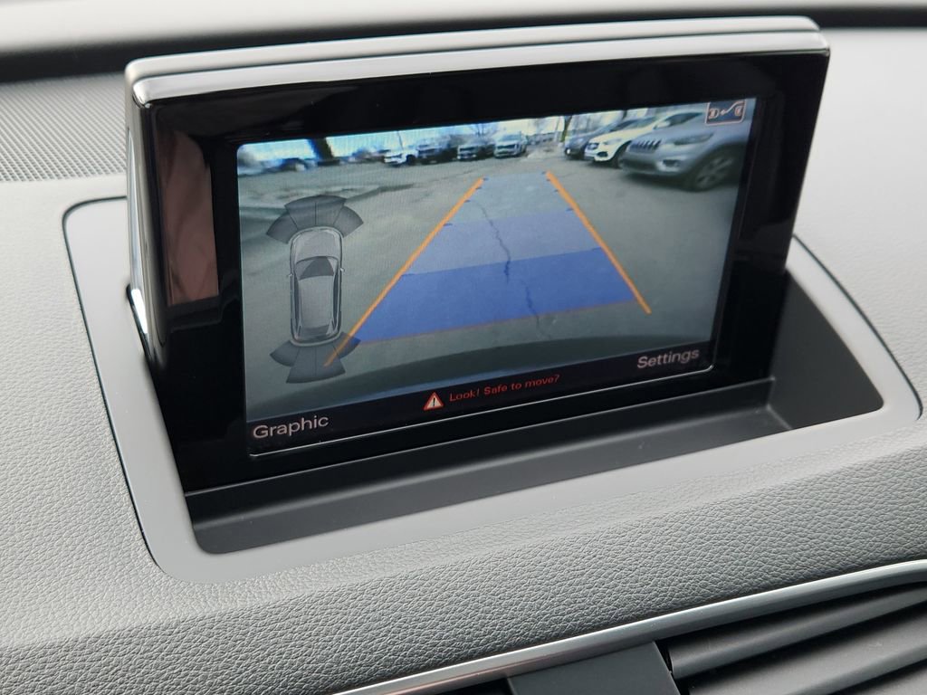 Used 2018 Audi Q3 2.0T Premium Plus w/ Premium Plus Package image 17