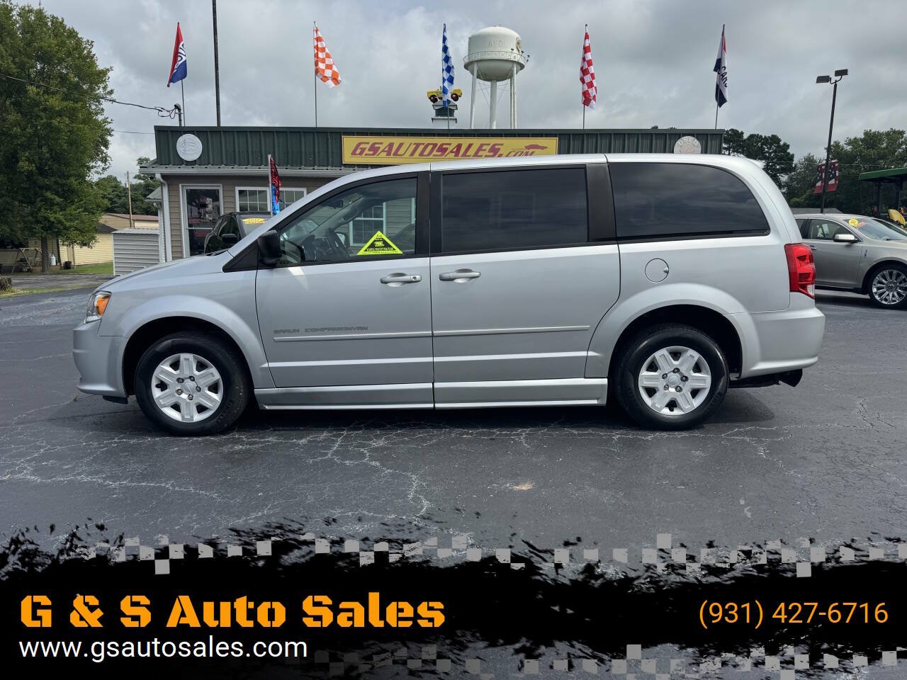 Used 2011 Dodge Grand Caravan Express w/ PWR Window Group FWD image 1
