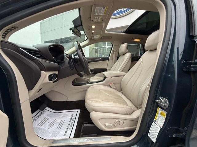 Used 2019 Lincoln MKC Reserve image 21