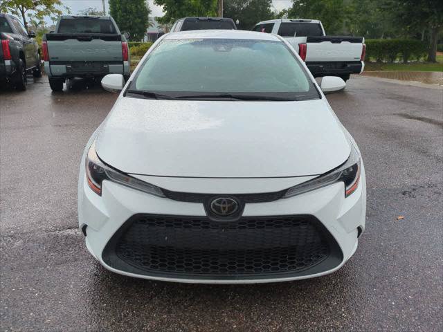 Certified 2022 Toyota Corolla LE FWD image 9