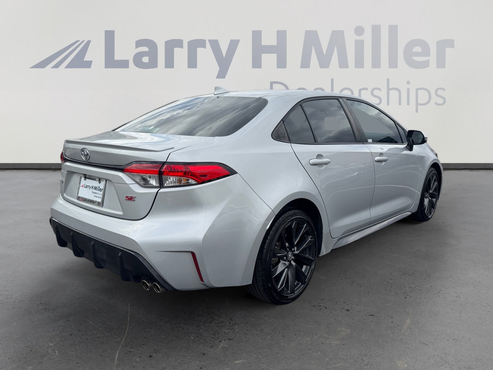 Used 2023 Toyota Corolla SE image 5