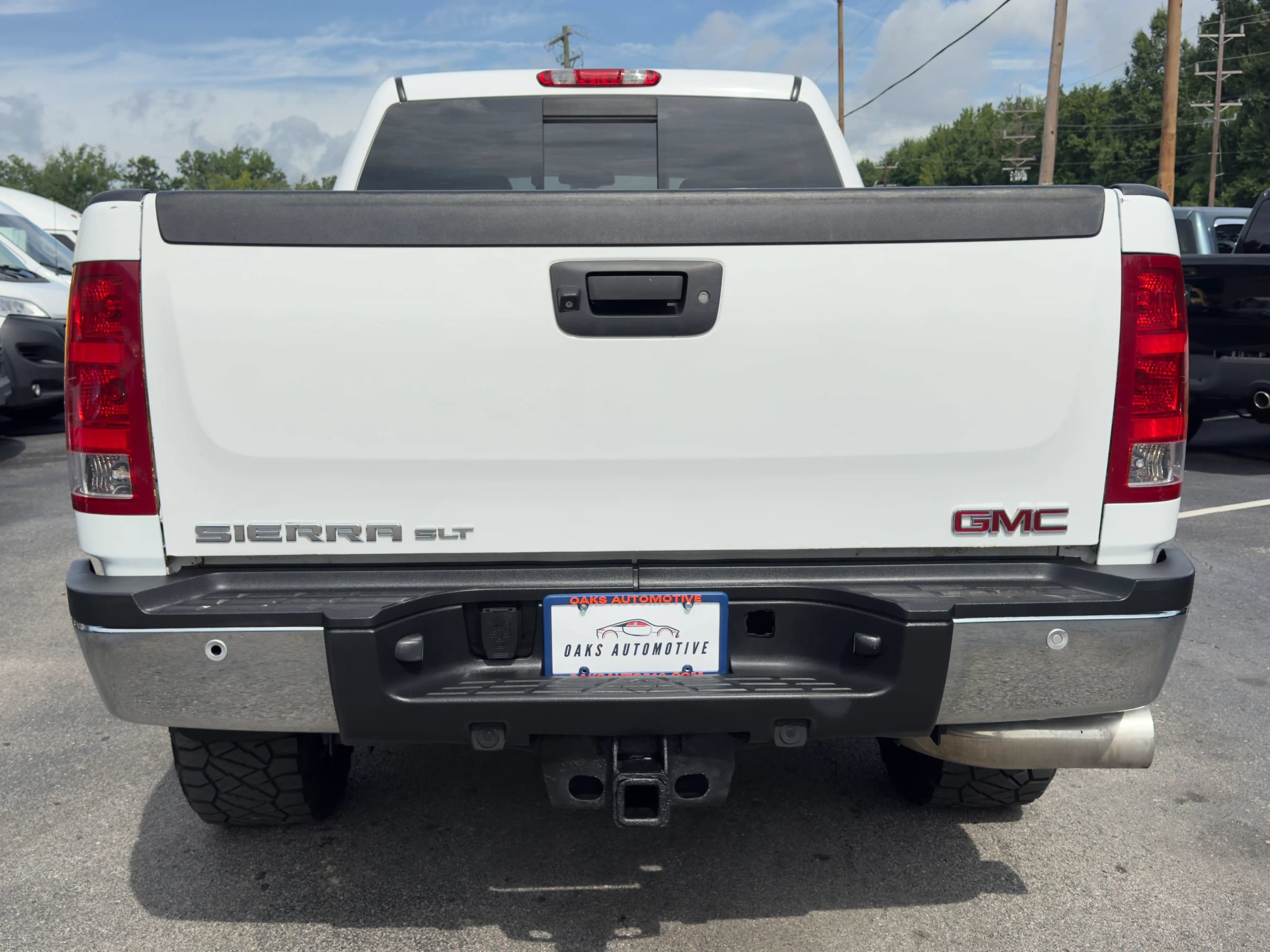 Used 2011 GMC Sierra 3500 SLT AWD/4WD image 5