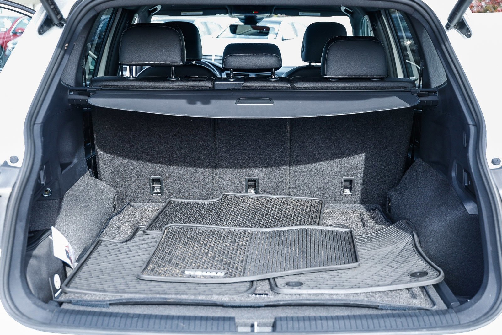 Used 2024 Volkswagen Tiguan SEL R-Line image 26