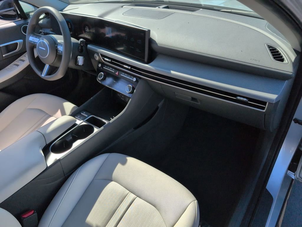 Used 2025 Hyundai Sonata SEL image 32