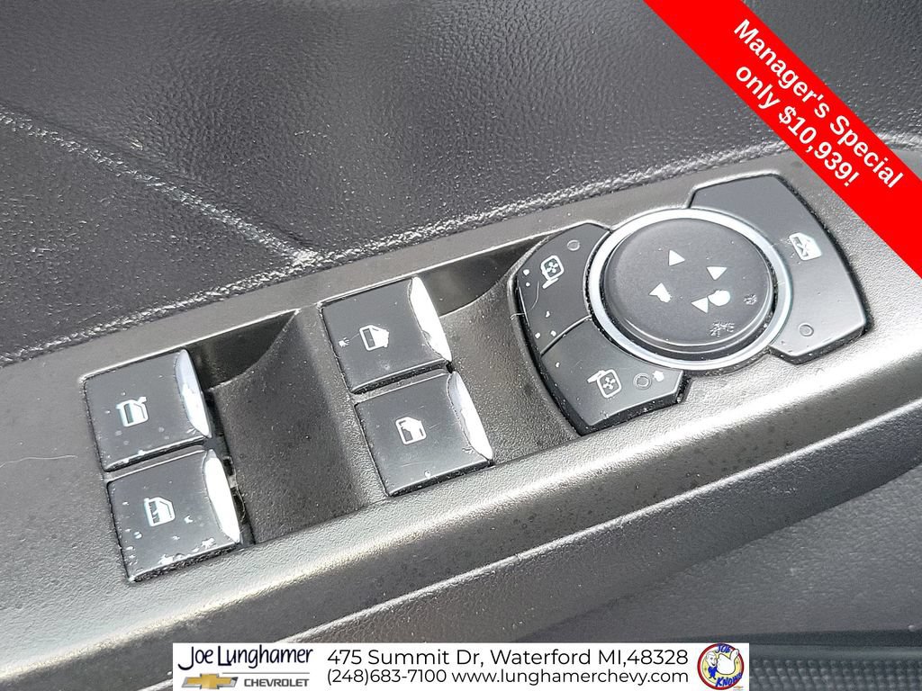 Used 2021 Ford Escape SE w/ Cold Weather Package FWD image 23