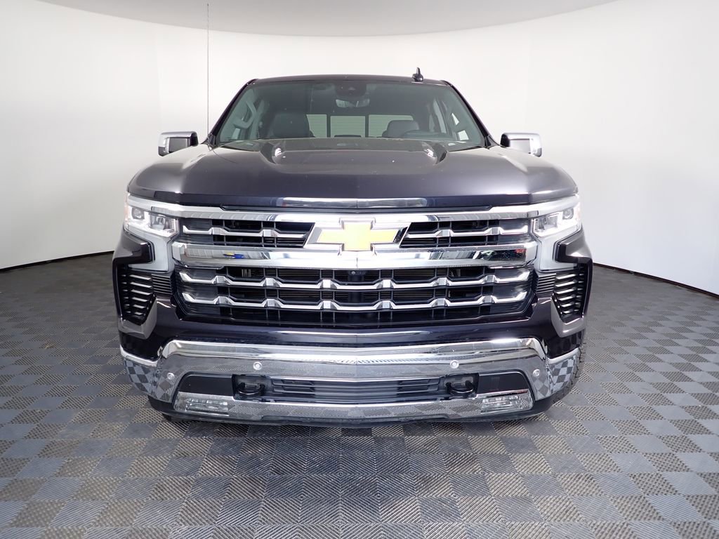 Used 2022 Chevrolet Silverado 1500 LTZ w/ LTZ Premium Package image 12