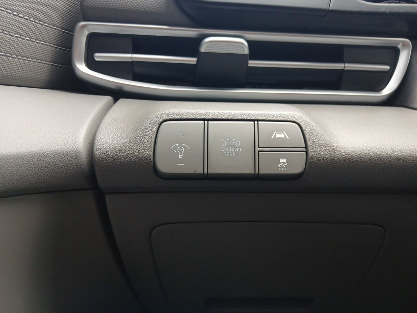 Used 2023 Hyundai Elantra Blue image 21