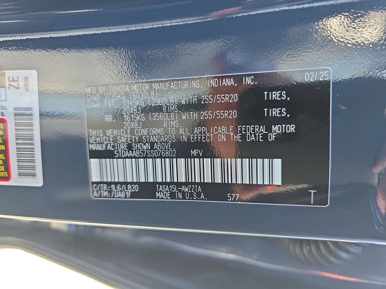 Used 2025 Toyota Grand Highlander AWD image 36