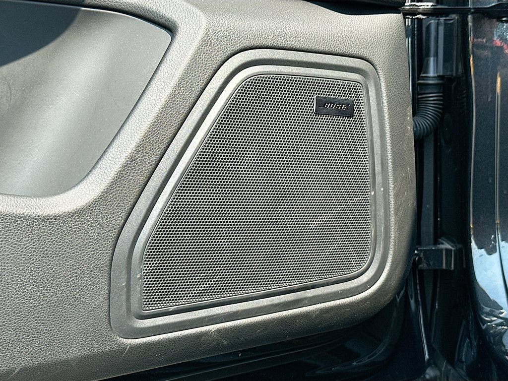 Certified 2026 Porsche Macan Turbo AWD/4WD image 21