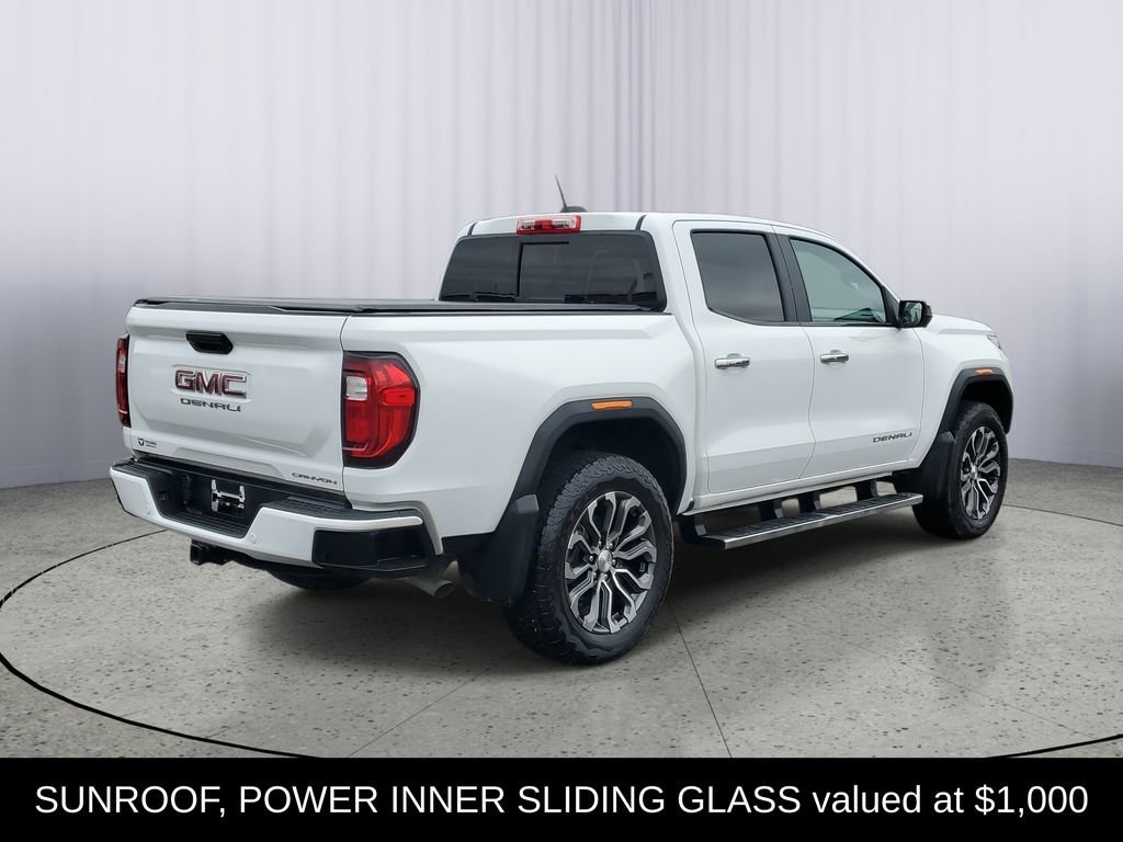 Used 2024 GMC Canyon Denali image 3