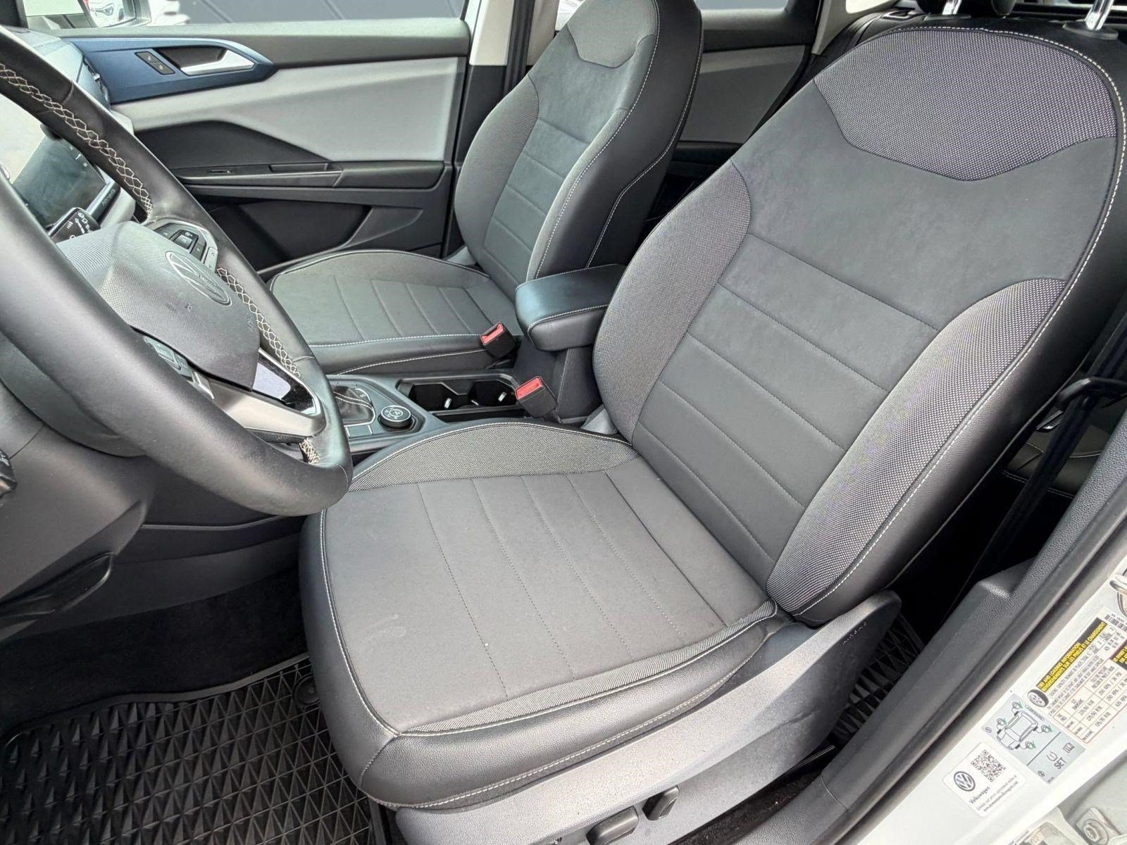 Certified 2022 Volkswagen Taos SE AWD/4WD image 23