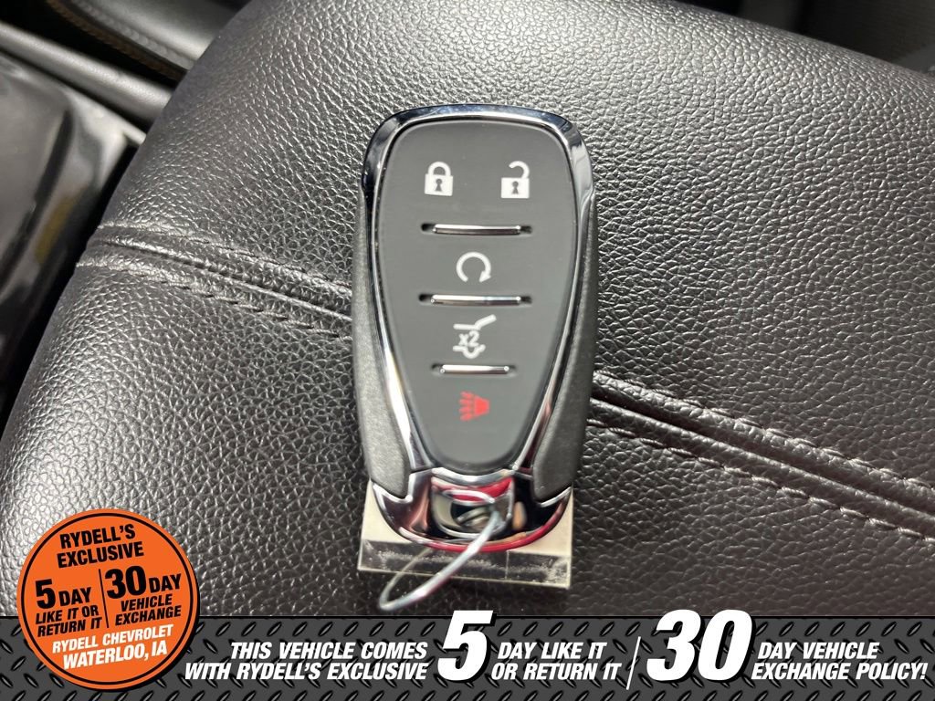 Used 2023 Chevrolet Equinox Premier AWD/4WD image 35