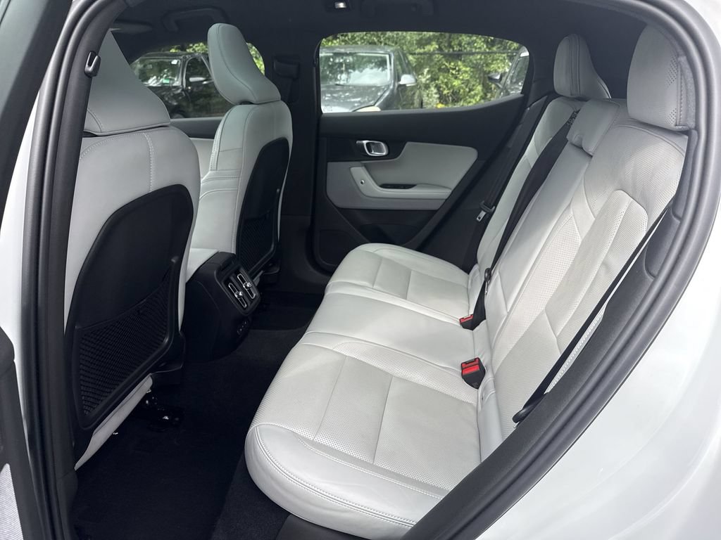 Used 2023 Polestar Polestar 2 AWD/4WD image 25