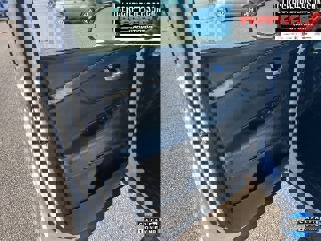 Used 2023 Hyundai Santa Fe SEL image 10