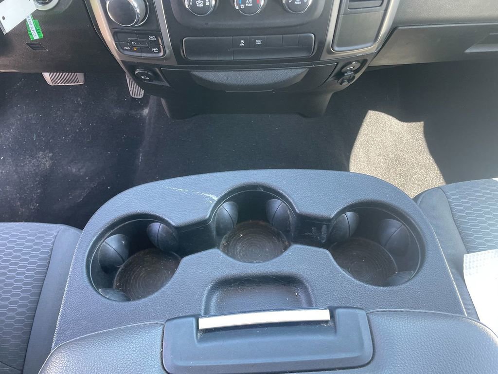 Used 2019 RAM 1500 Classic SLT AWD/4WD image 21