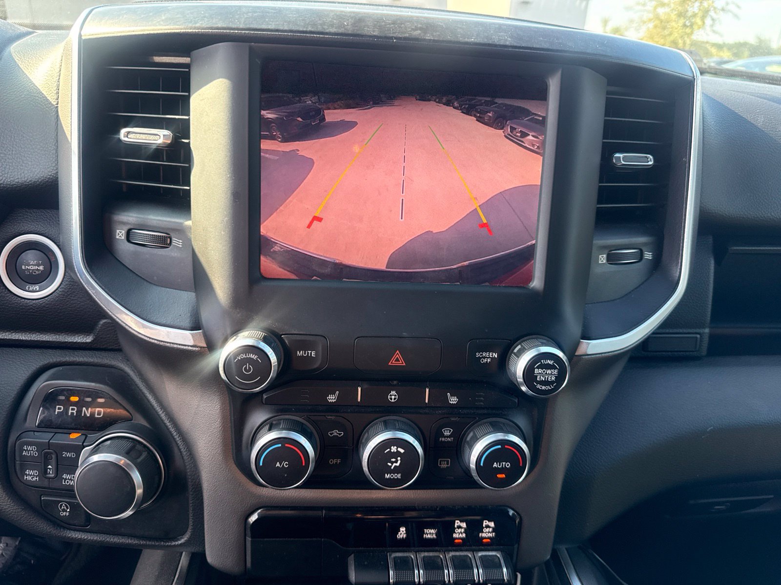 Used 2019 RAM 1500 Big Horn AWD/4WD image 15