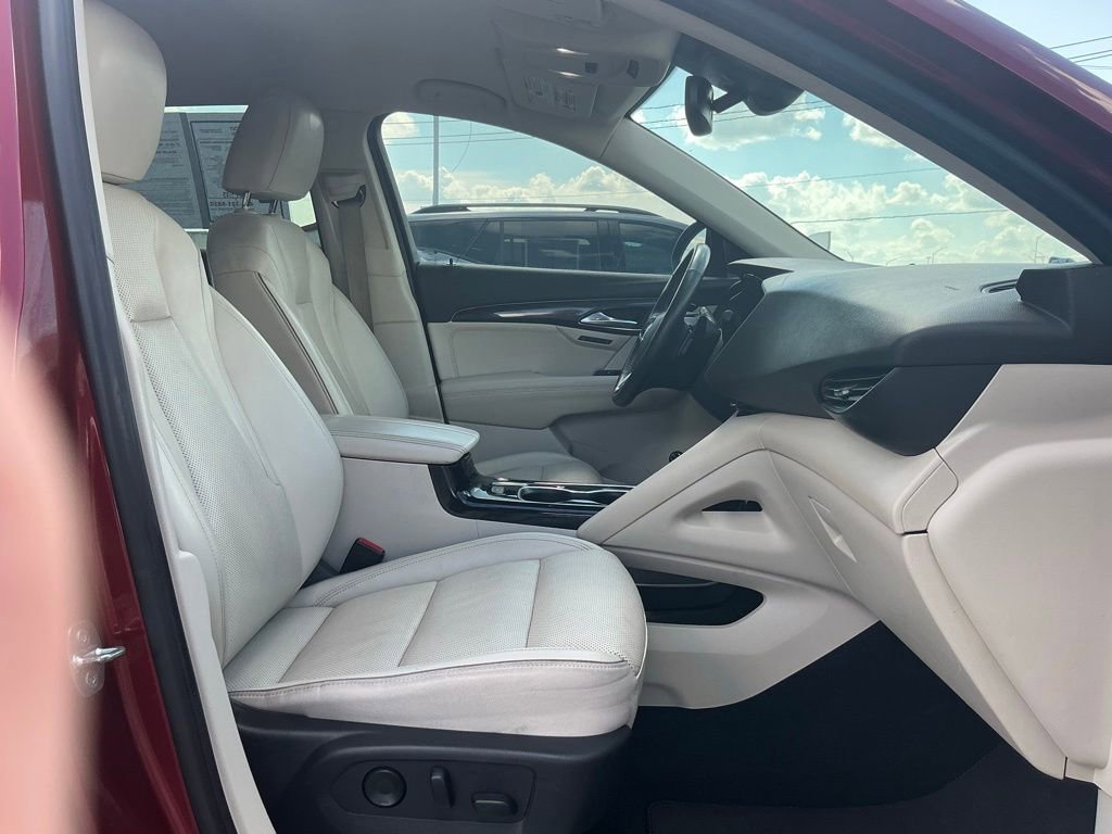 Used 2021 Buick Envision Essence FWD image 28