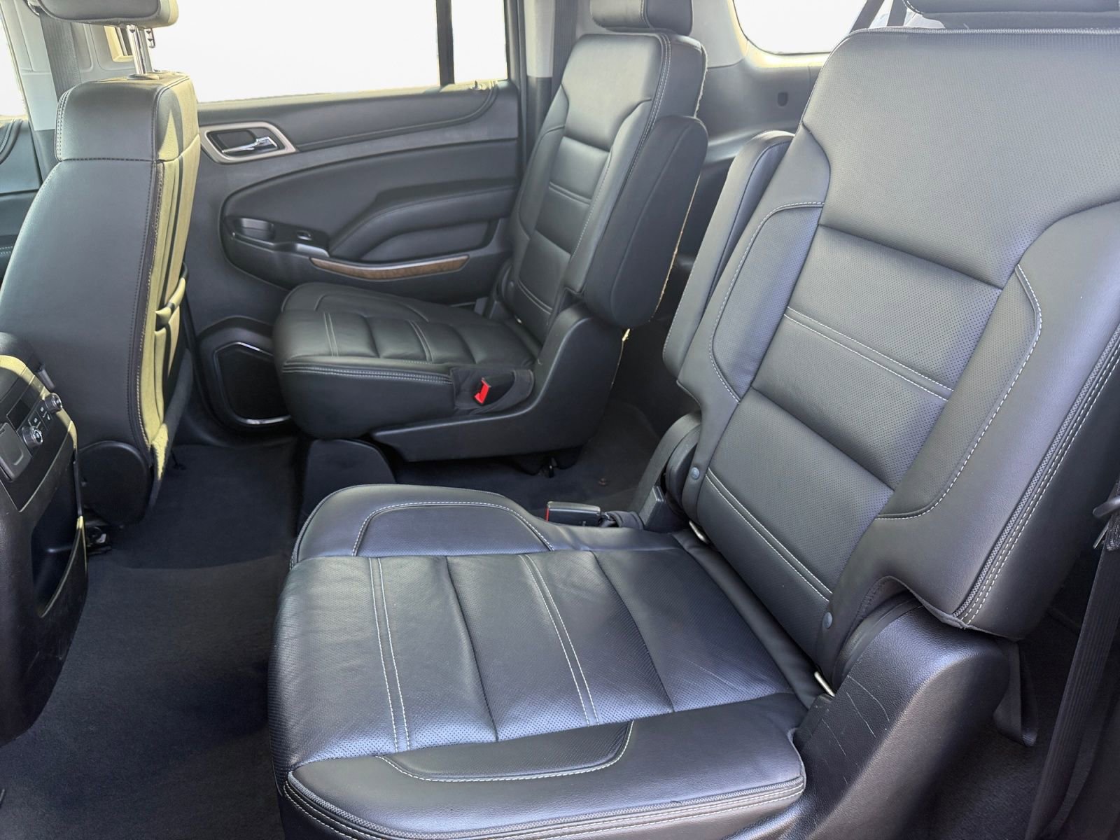 Used 2019 GMC Yukon XL Denali image 13